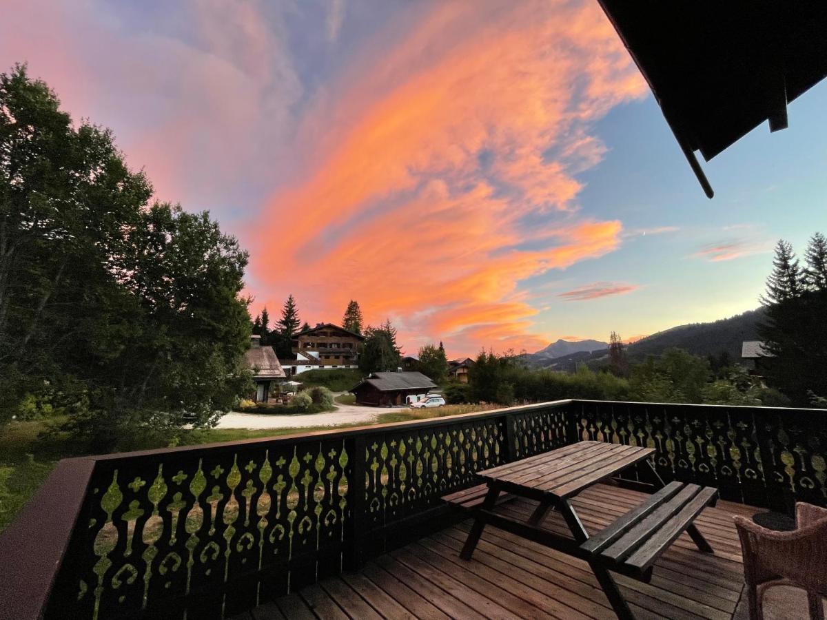 Le Chalet De Nabor Les Gets Bagian luar foto